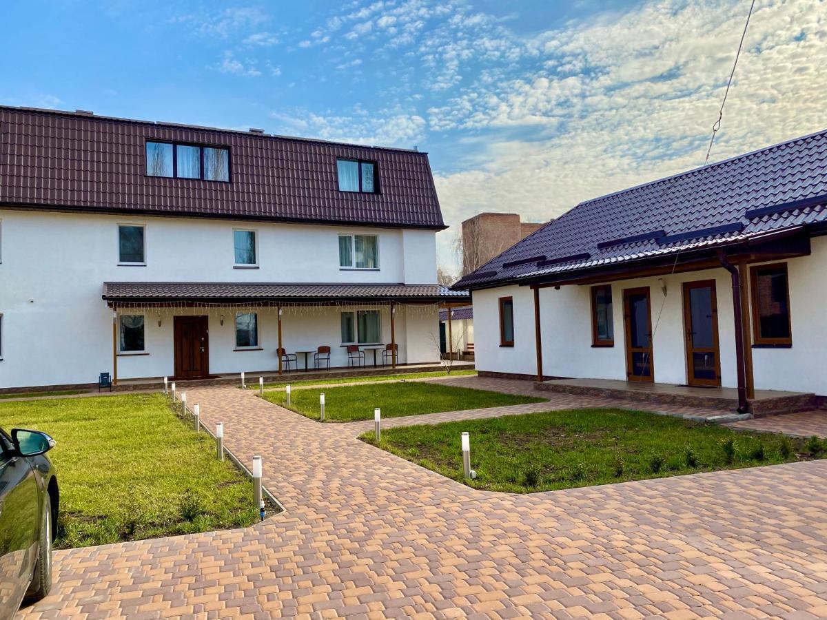 Hotel Rioro Myrhorod Exterior foto